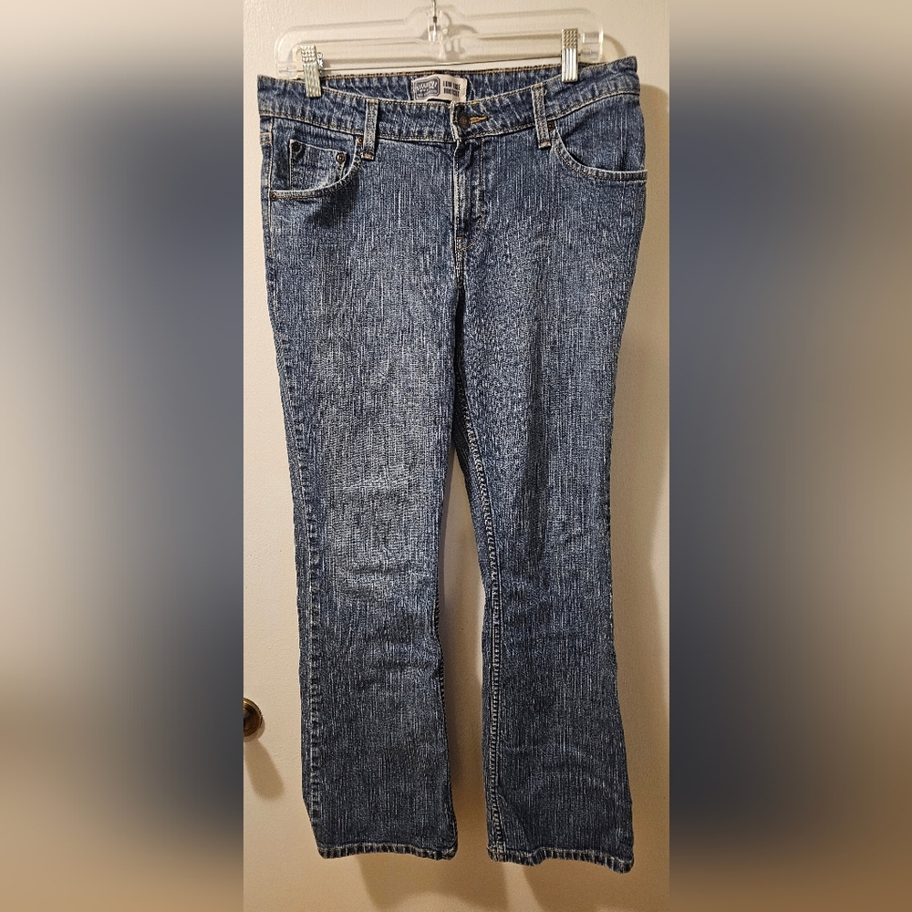 Levi Strauss Signature Stretch Mid Rise Bootcut Denim Blue Jeans Womens Sz 33x31